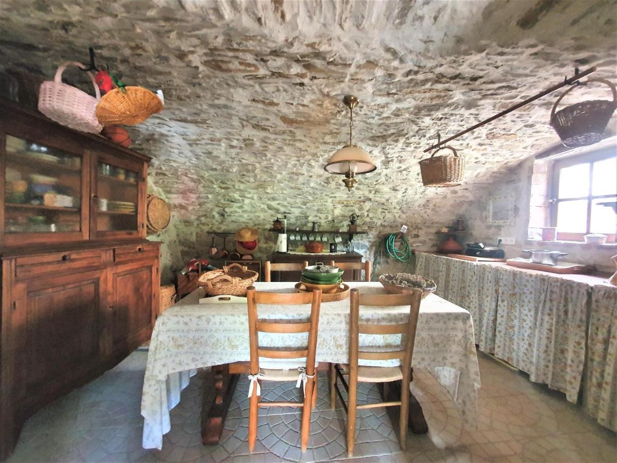Mes Maisons Gardoises, Two Gites Sleeping 13 With Two Private Pools, Kids Room, Laundry, Disco, Free Wifi, Linen And Dog'S Are Welcome Gagnieres Екстер'єр фото
