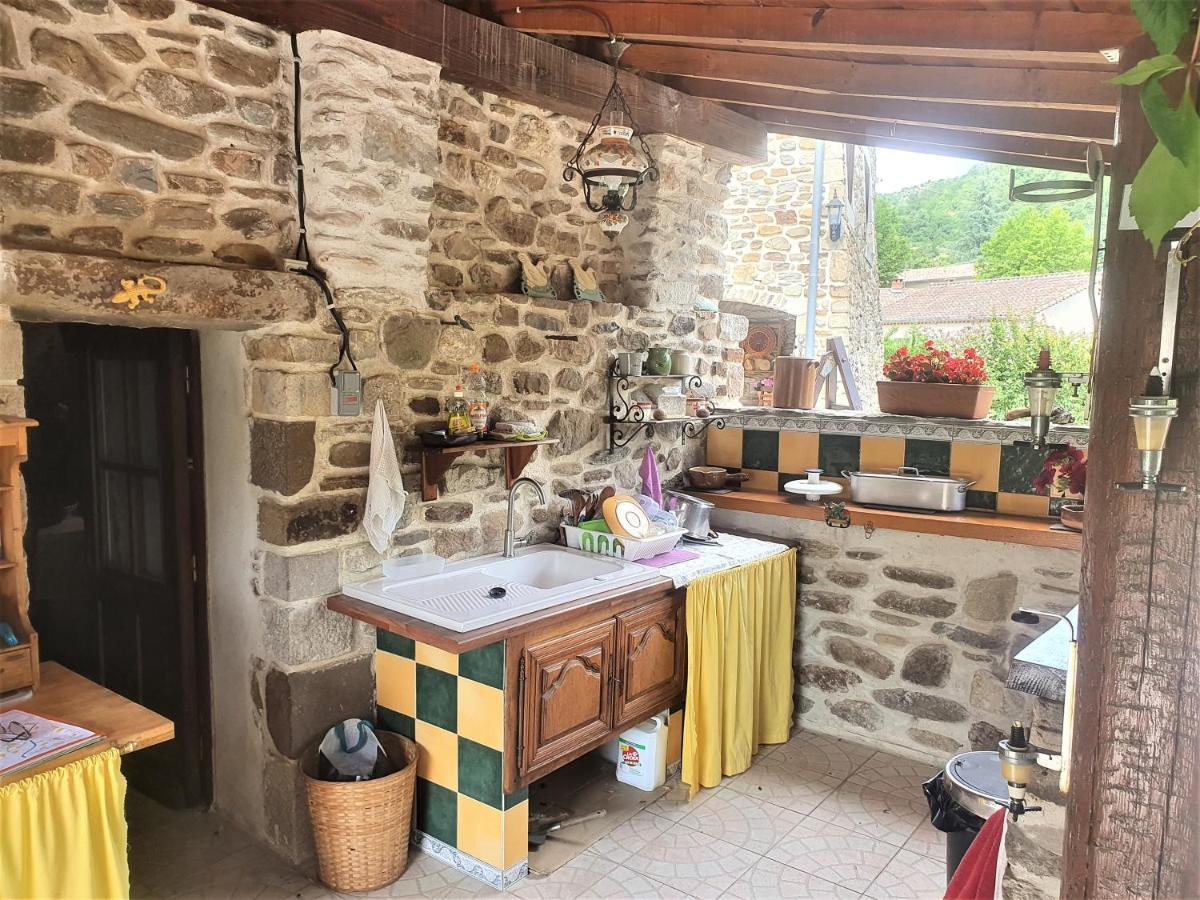 Mes Maisons Gardoises, Two Gites Sleeping 13 With Two Private Pools, Kids Room, Laundry, Disco, Free Wifi, Linen And Dog'S Are Welcome Gagnieres Екстер'єр фото