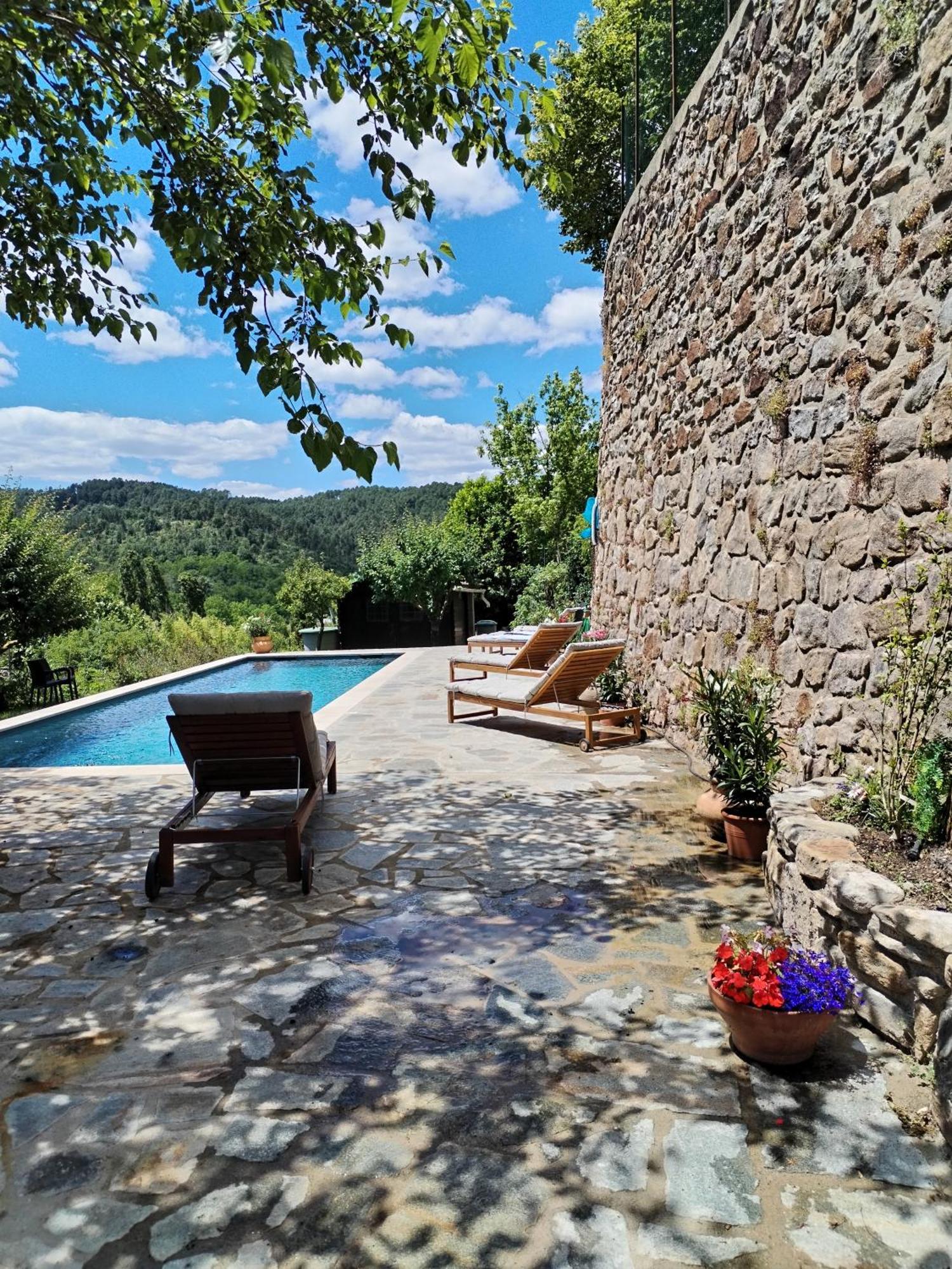 Mes Maisons Gardoises, Two Gites Sleeping 13 With Two Private Pools, Kids Room, Laundry, Disco, Free Wifi, Linen And Dog'S Are Welcome Gagnieres Екстер'єр фото